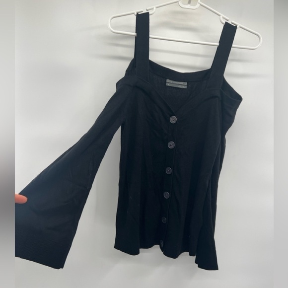 Anthropologie Black Ribbed Open Cold Shoulder Long Sleeve Knit Sweater M buttons - Picture 3 of 10